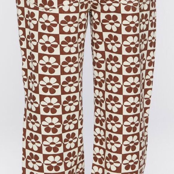 Forever 21 Brown and Cream Floral Straight Leg Jeans - Picture 2 of 5